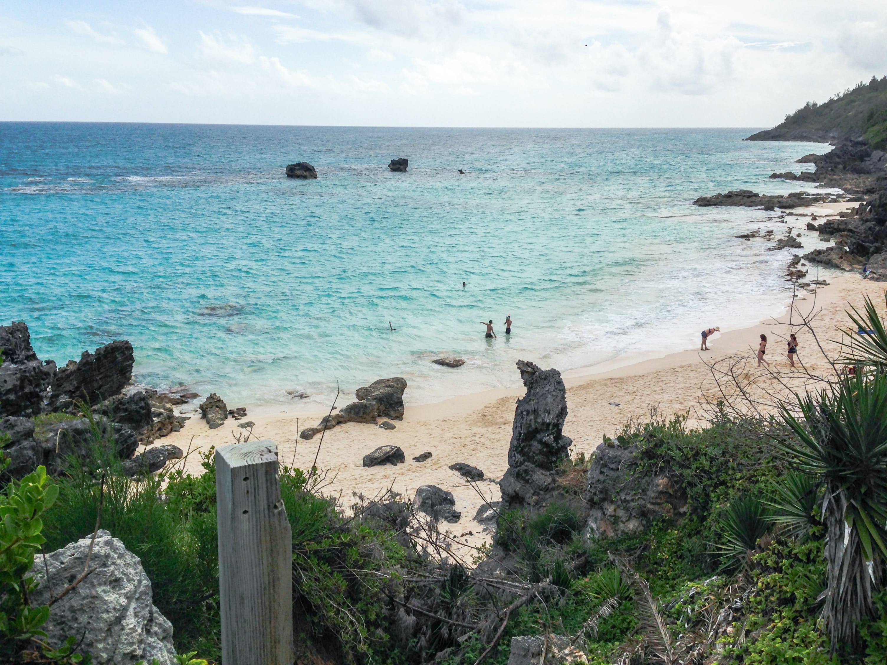 Baie de l Église – Sable rose, snorkeling et vues panoramiques