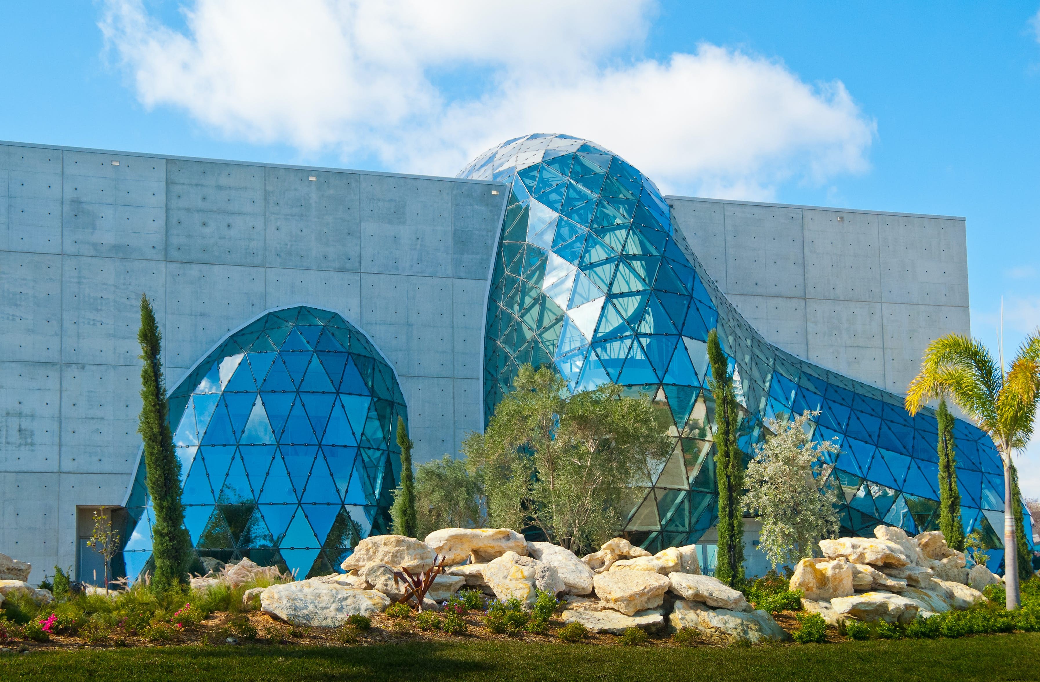 Musée Salvador Dalí – Un voyage surréaliste