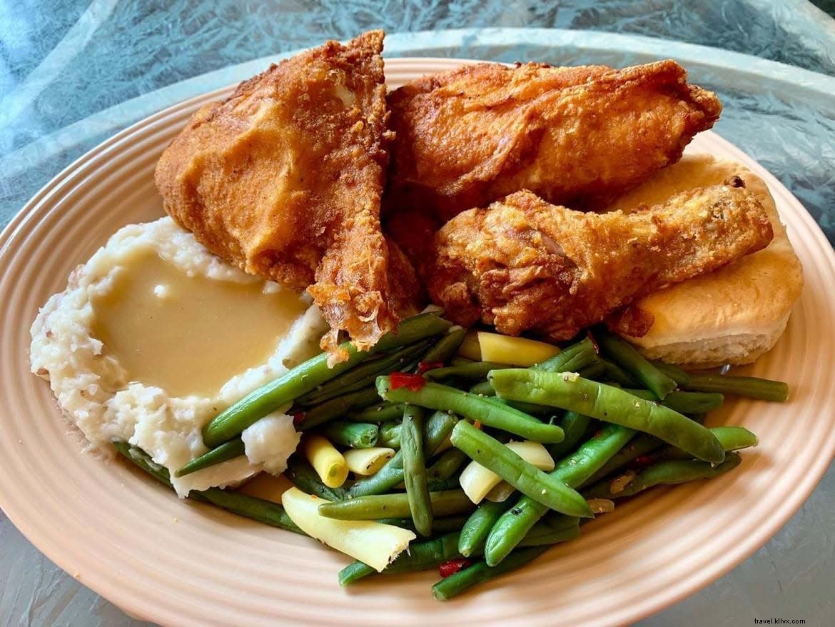 Les 5 meilleurs endroits pour le poulet frit à Anaheim et ses environs