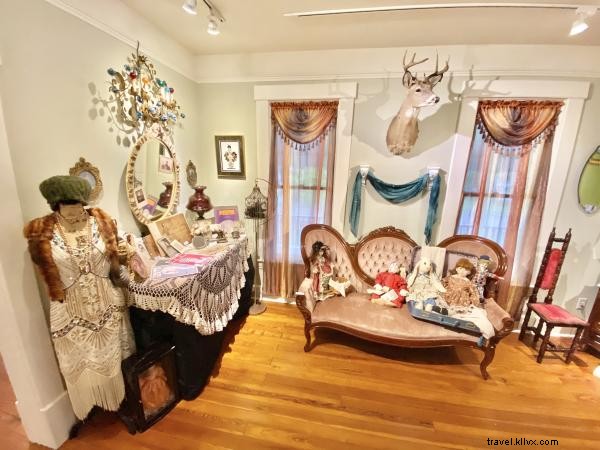 Centre culturel Henning – Exposition de curiosités fantaisistes