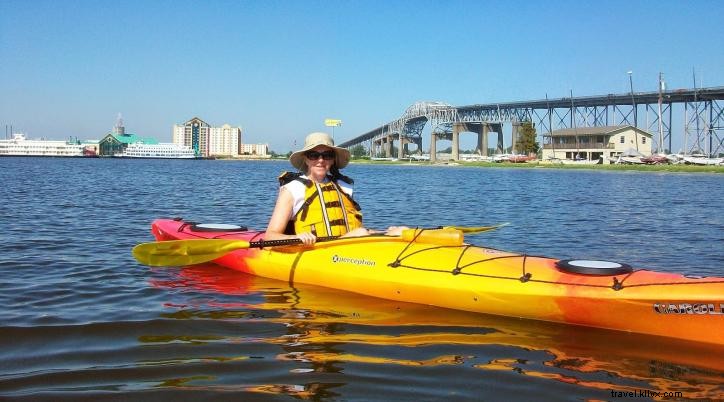 Faire du kayak sur les voies d eau du lac Charles 🛶