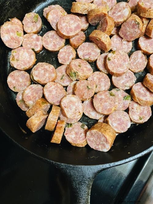 Riz et haricots rouges à la cajun avec les saucisses Insane