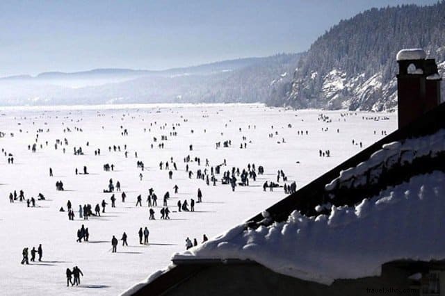 Top 10 des plus belles patinoires en plein air en Europe