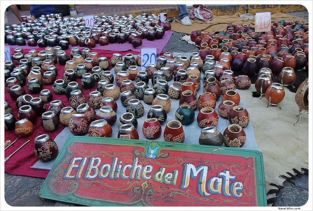Photos du marché dominical des antiquaires à San Telmo, Buenos Aires