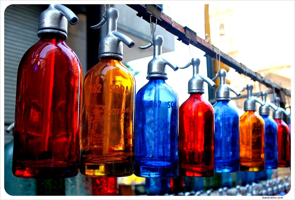 Photos du marché dominical des antiquaires à San Telmo, Buenos Aires