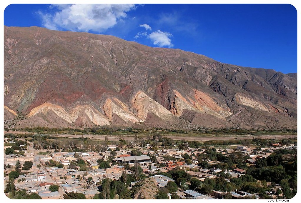 À travers le verre : scènes de route en Argentine