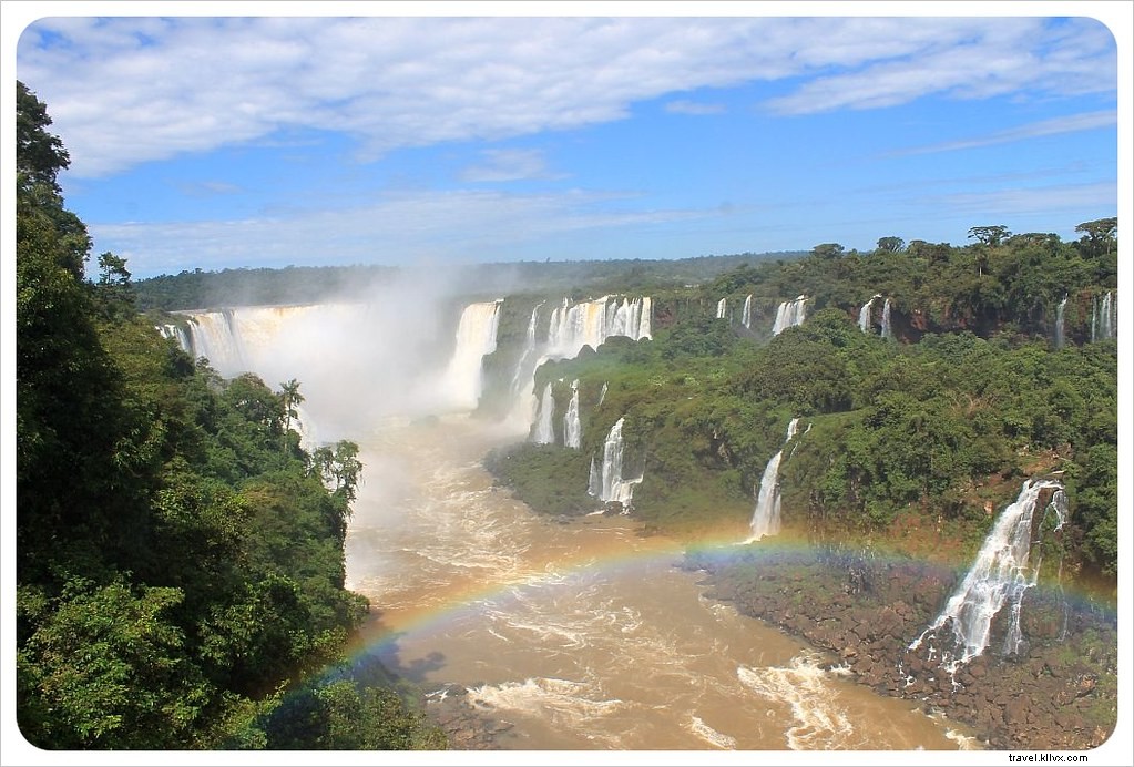 Elle a dit, il a dit : le détour par les chutes d Iguazú