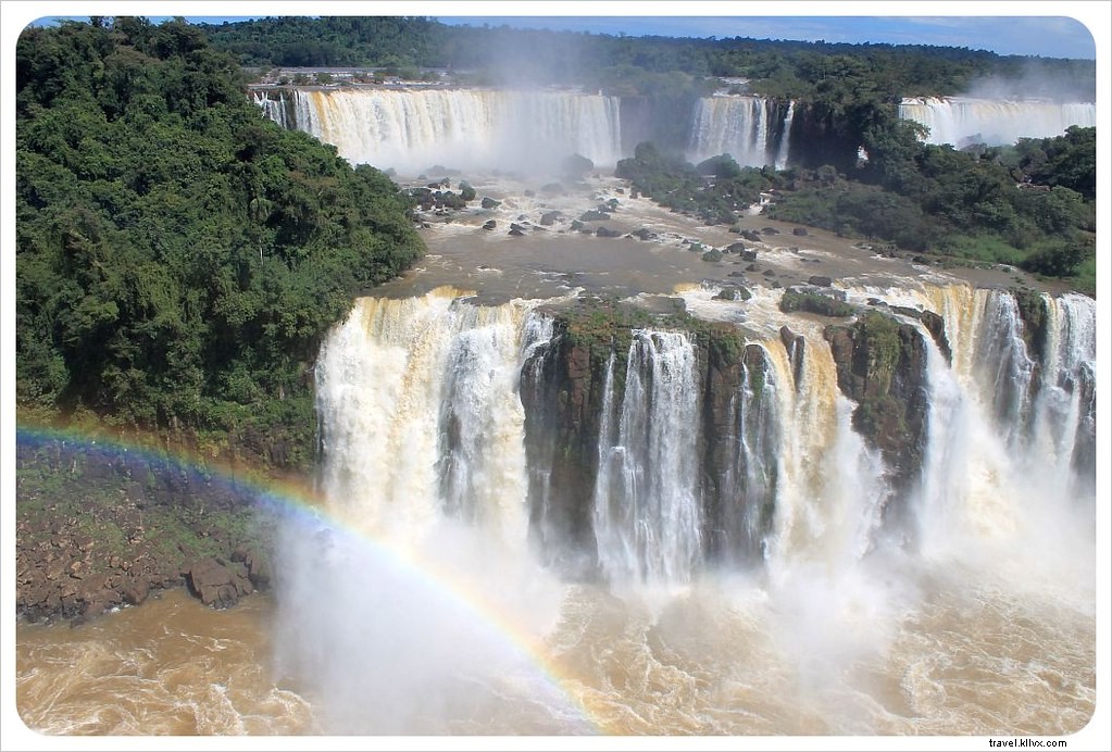 Elle a dit, il a dit : le détour par les chutes d Iguazú