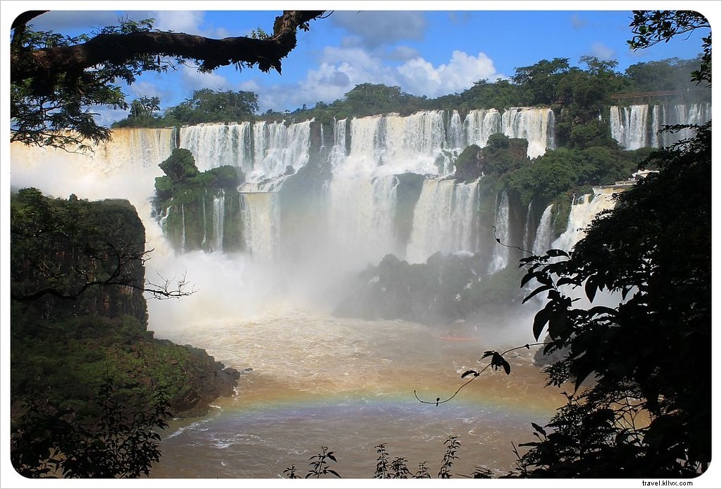Elle a dit, il a dit : le détour par les chutes d Iguazú