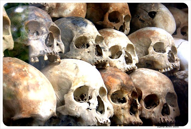 Négocier une visite des champs de la mort au Cambodge