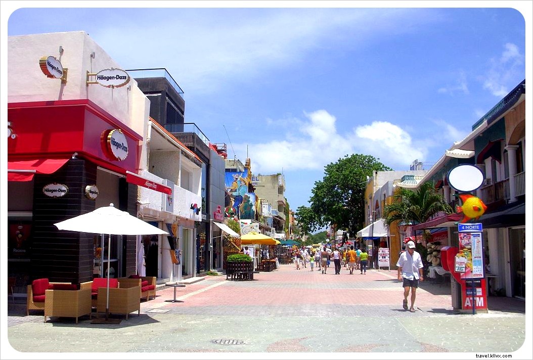 Les deux visages de Playa del Carmen : balade le long de la célèbre Quinta Avenida
