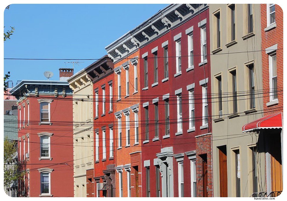 Williamsburg, NYC : Clignez des yeux et vous passerez à côté du quartier le plus branché de Brooklyn (peut‑être que vous l’avez déjà visité)