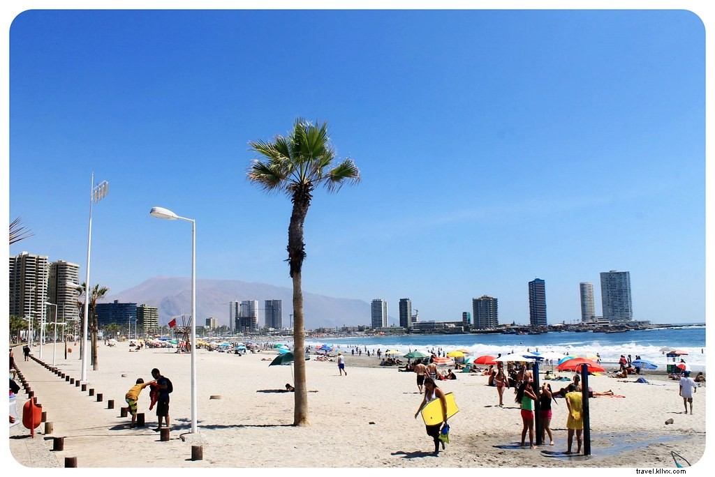 Se réchauffer sur la côte d’Iquique, au nord du Chili