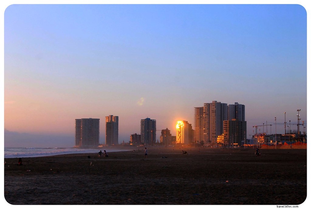Se réchauffer sur la côte d’Iquique, au nord du Chili
