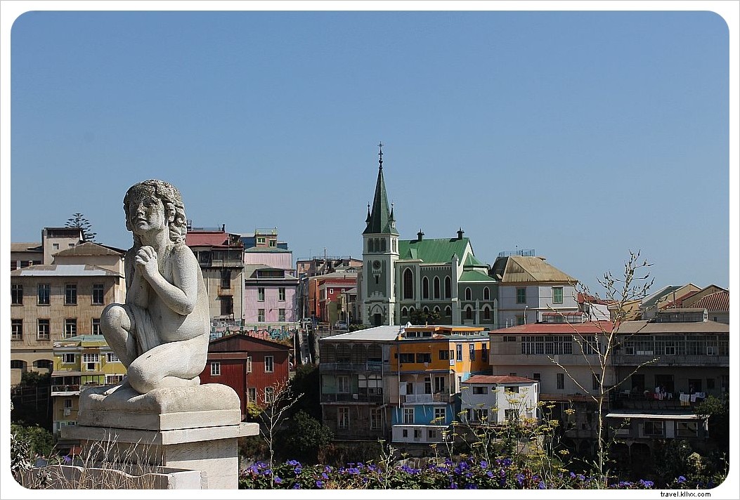L âme de Valparaíso à travers le Cimetière des Dissidents