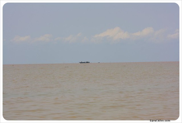 Vie sur l eau : découvrir le village flottant du lac Tonlé Sap au Cambodge