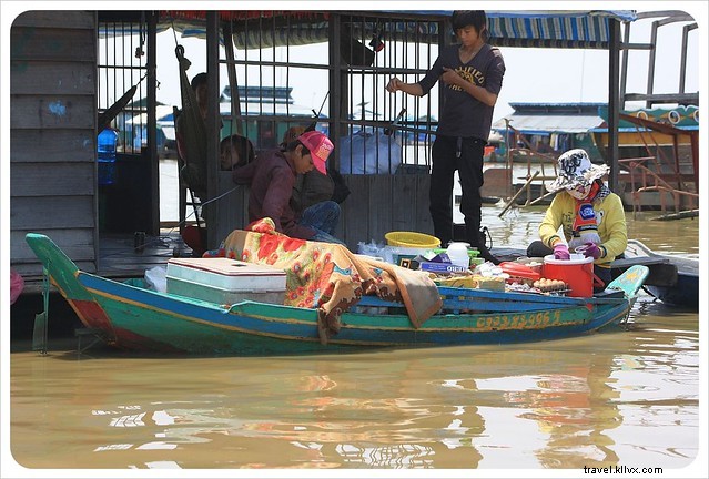 Vie sur l eau : découvrir le village flottant du lac Tonlé Sap au Cambodge
