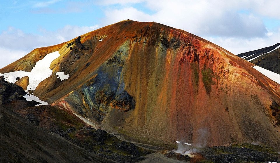 Trek et sentiers dans les montagnes arc‑en‑ciel de Landmannalaugar, Islande