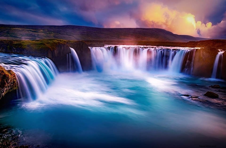 Voyager à travers l Islande en voiture