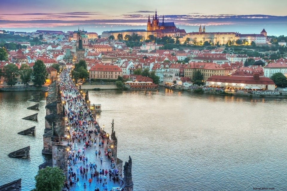 Découvrir Prague en scooter électrique
