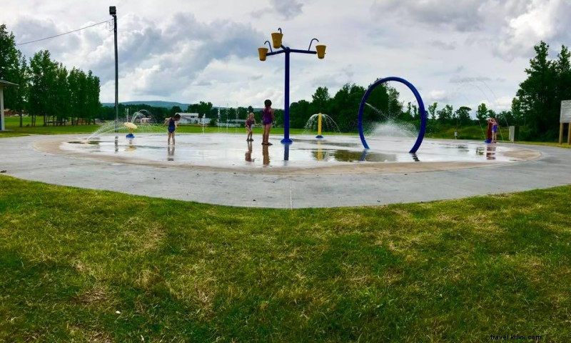 Parc municipal de Perryville avec pataugeoire