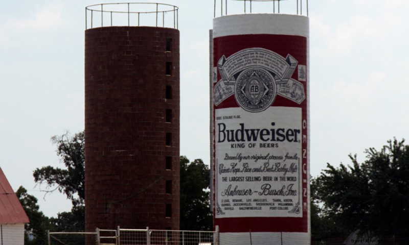 Imposante boîte Budweiser