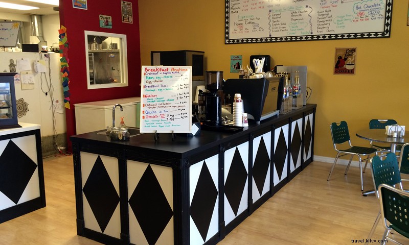 Café Rock‑N‑Java et boutique de cadeaux