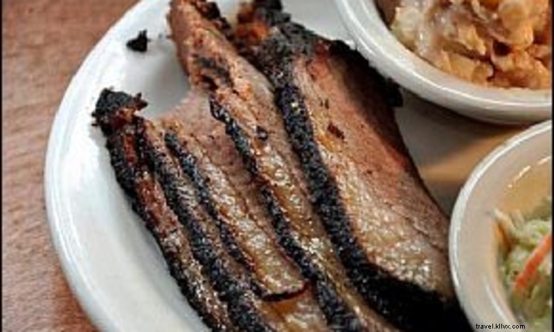 Barbecue et grillades chez Sassy s Red House