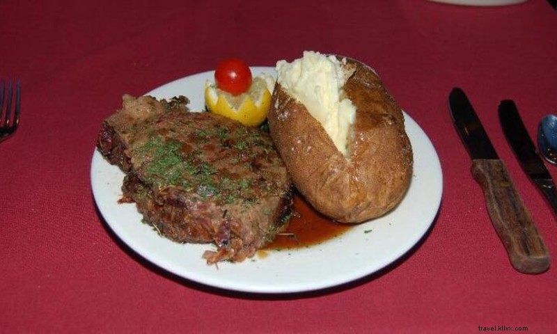 Steakhouse au bord de la rivière