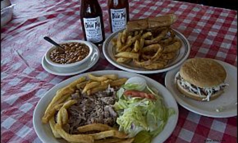 Dixie Cochon – Restaurant de barbecue familial