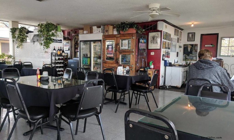 Café Rue Orléans
