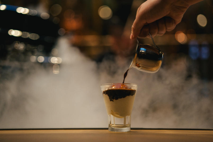 Le plus grand Starbucks du monde ouvre ses portes à Chicago