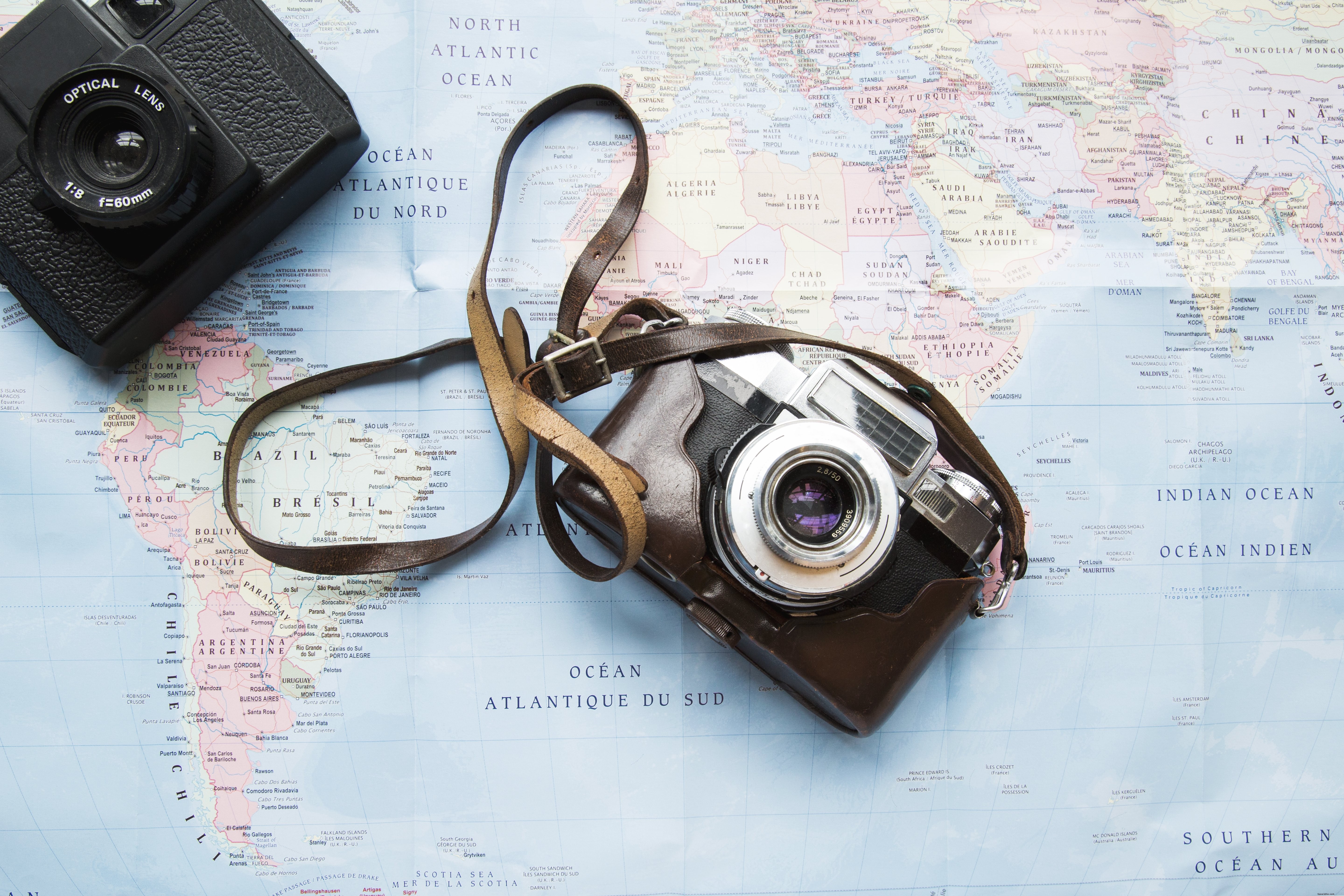 Voyager avec son appareil photo : guide et astuces