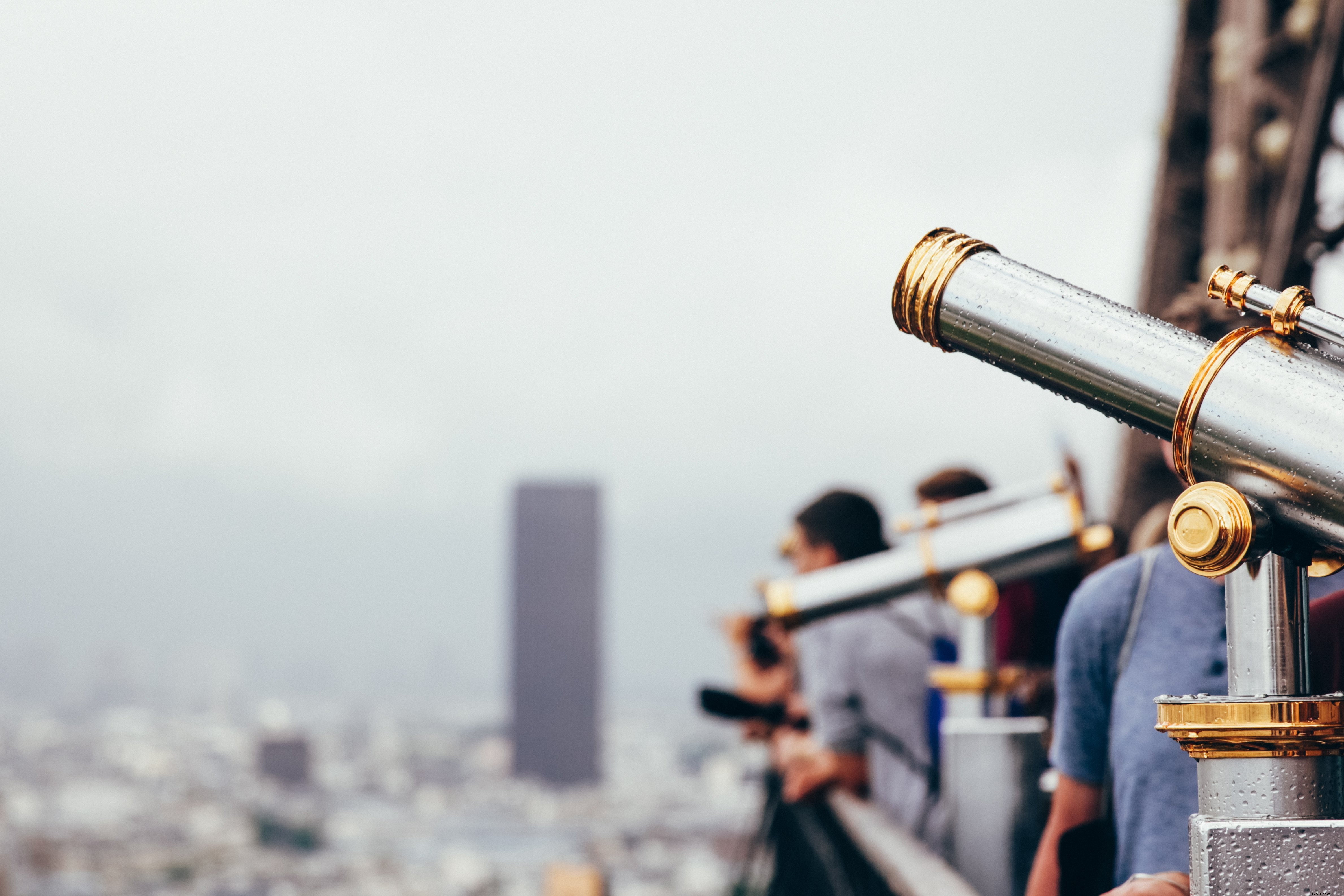 Photo de la vue de la ville depuis les télescopes touristiques