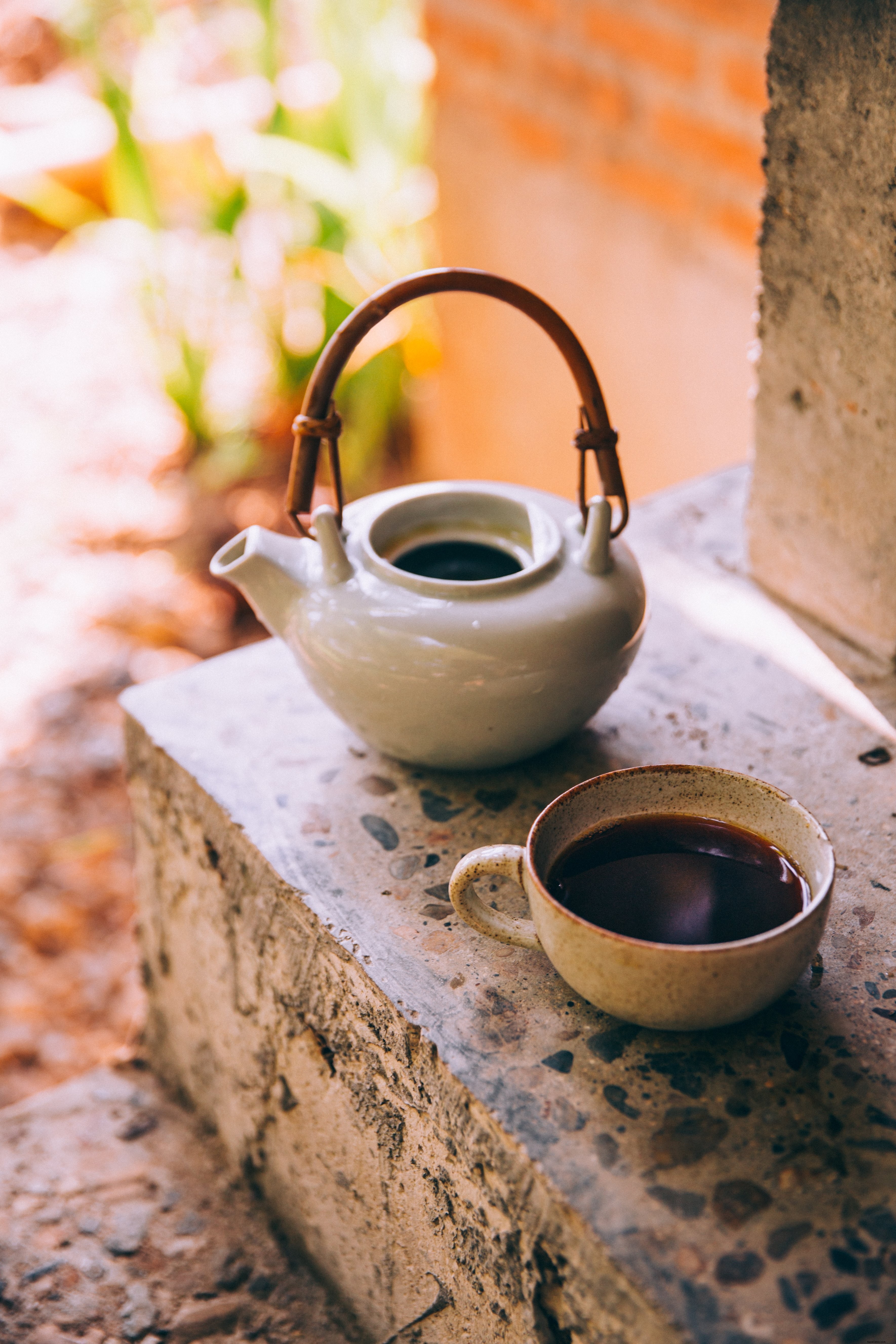 Photo d une tasse à café et d une bouilloire