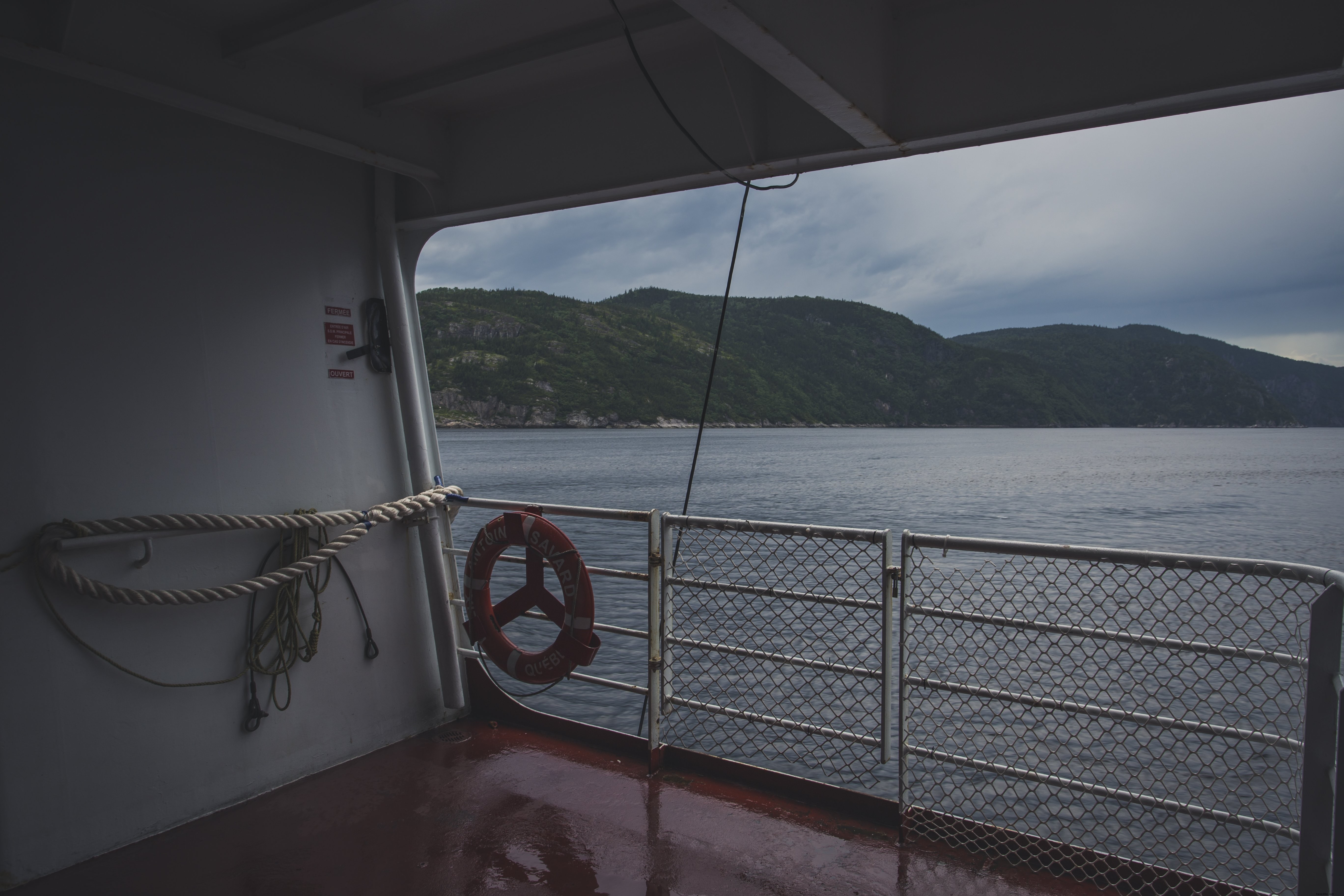 Photo : vue sur les montagnes depuis le pont inférieur