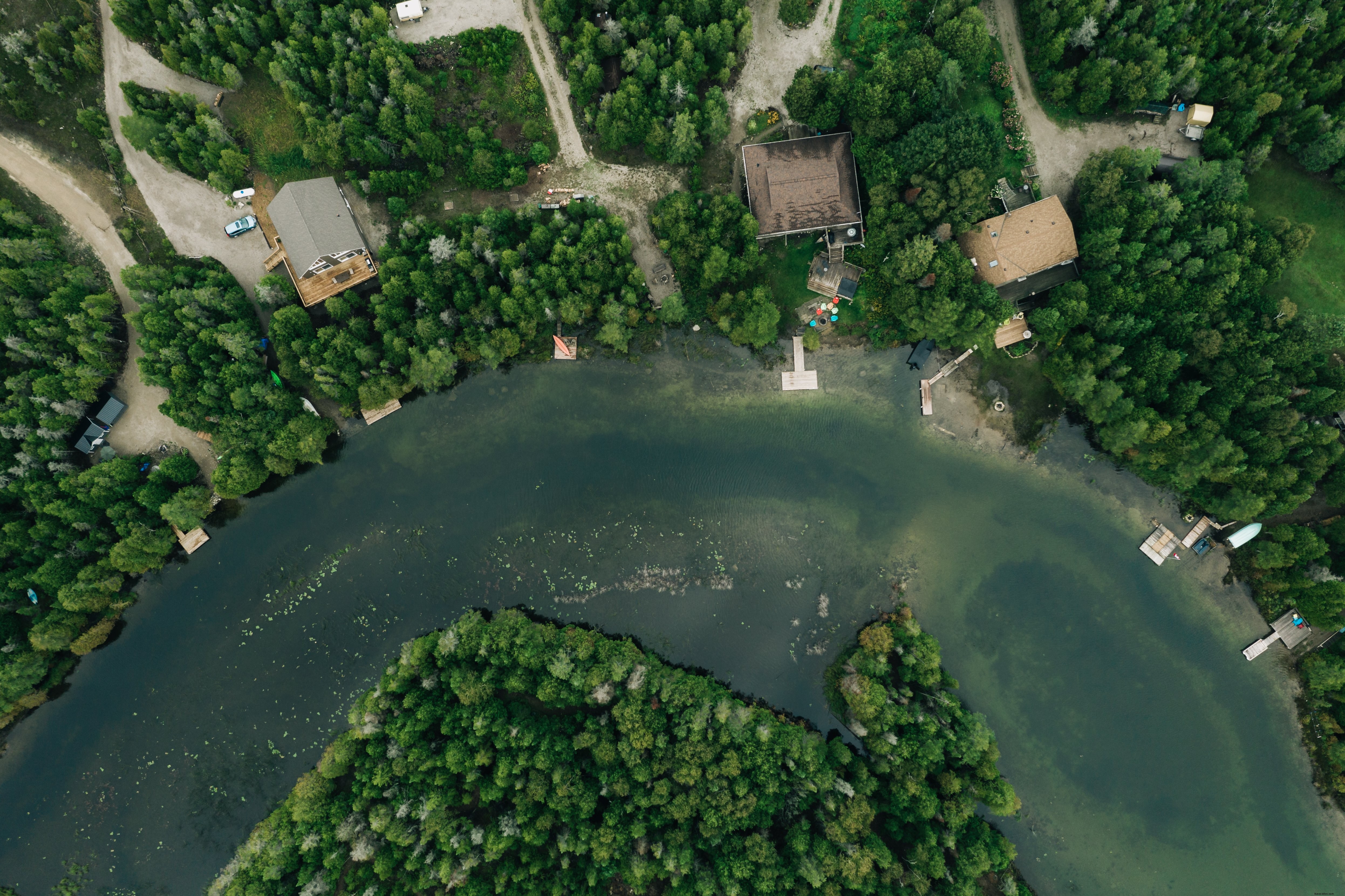 Photo communautaire : une rivière sinueuse entourant une île