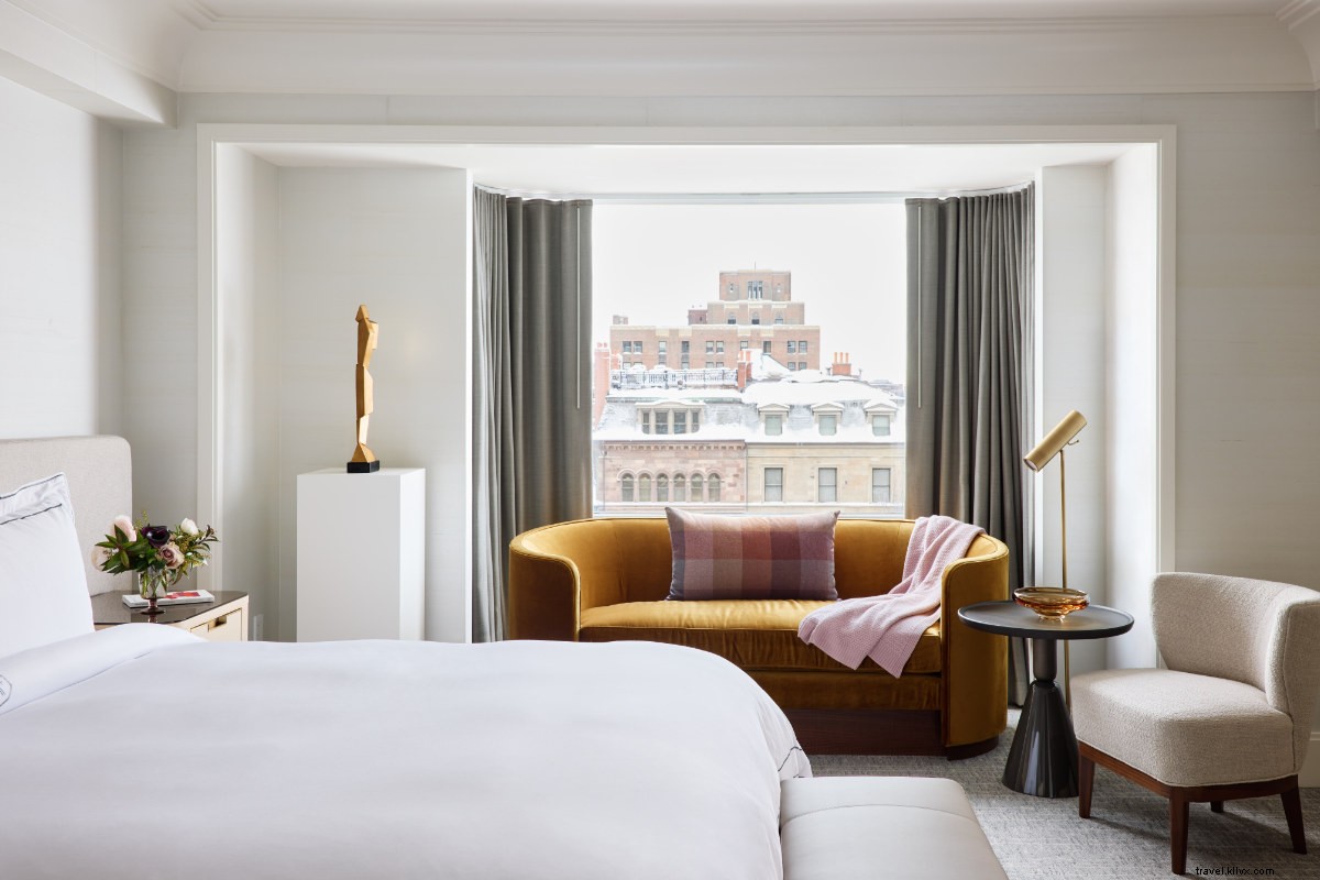Nouveau au Newbury Boston