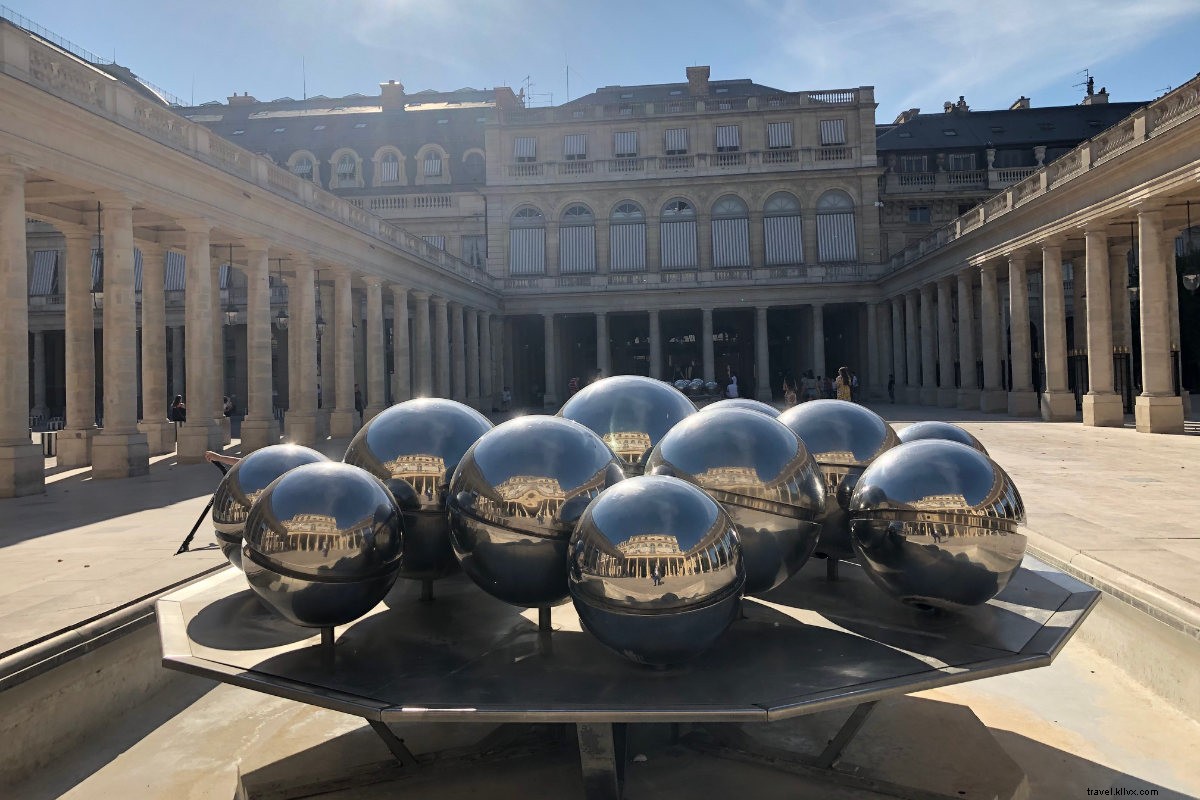 Baguettes, Palais, Pétanque : la promenade ultime du quartier parisien