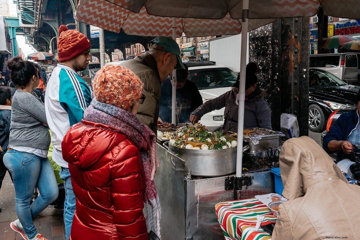 Ces visites gastronomiques de rue vous conduisent dans des lieux méconnus, à l instar du cœur des reines