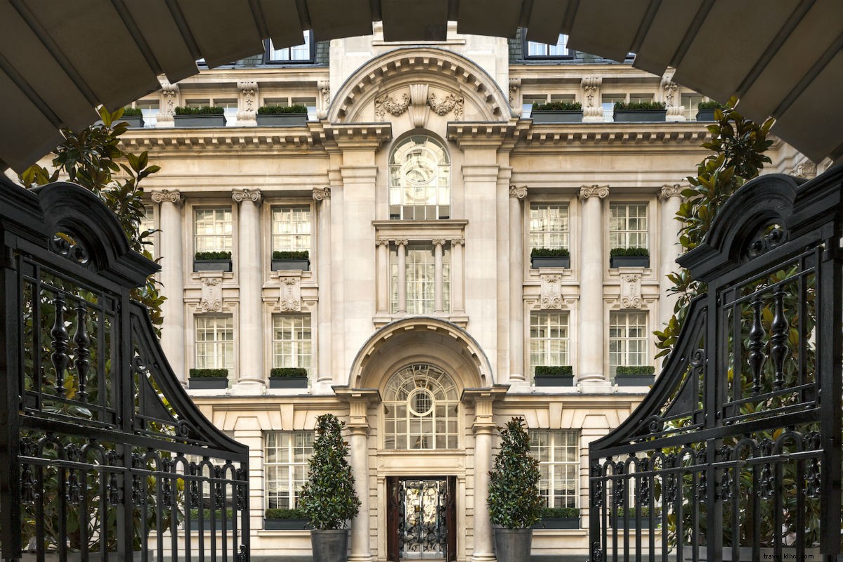 L art du goûter au Rosewood London : savourez votre Koons et dégustez-le