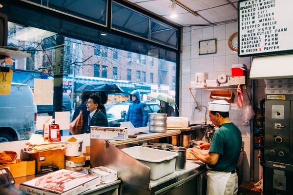 New York à l ancienne : le projet photo qui célèbre les pizzerias