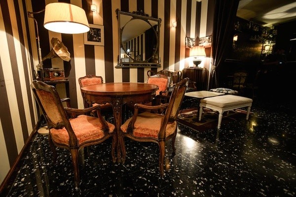 Comment se glisser dans le speakeasy le plus branché de Milan