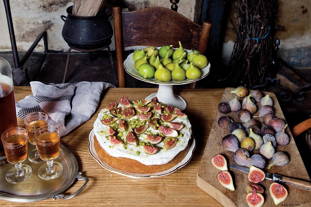 Un régal français pour toute la famille : le gâteau aux figues et aux pistaches de Mimi Thorisson