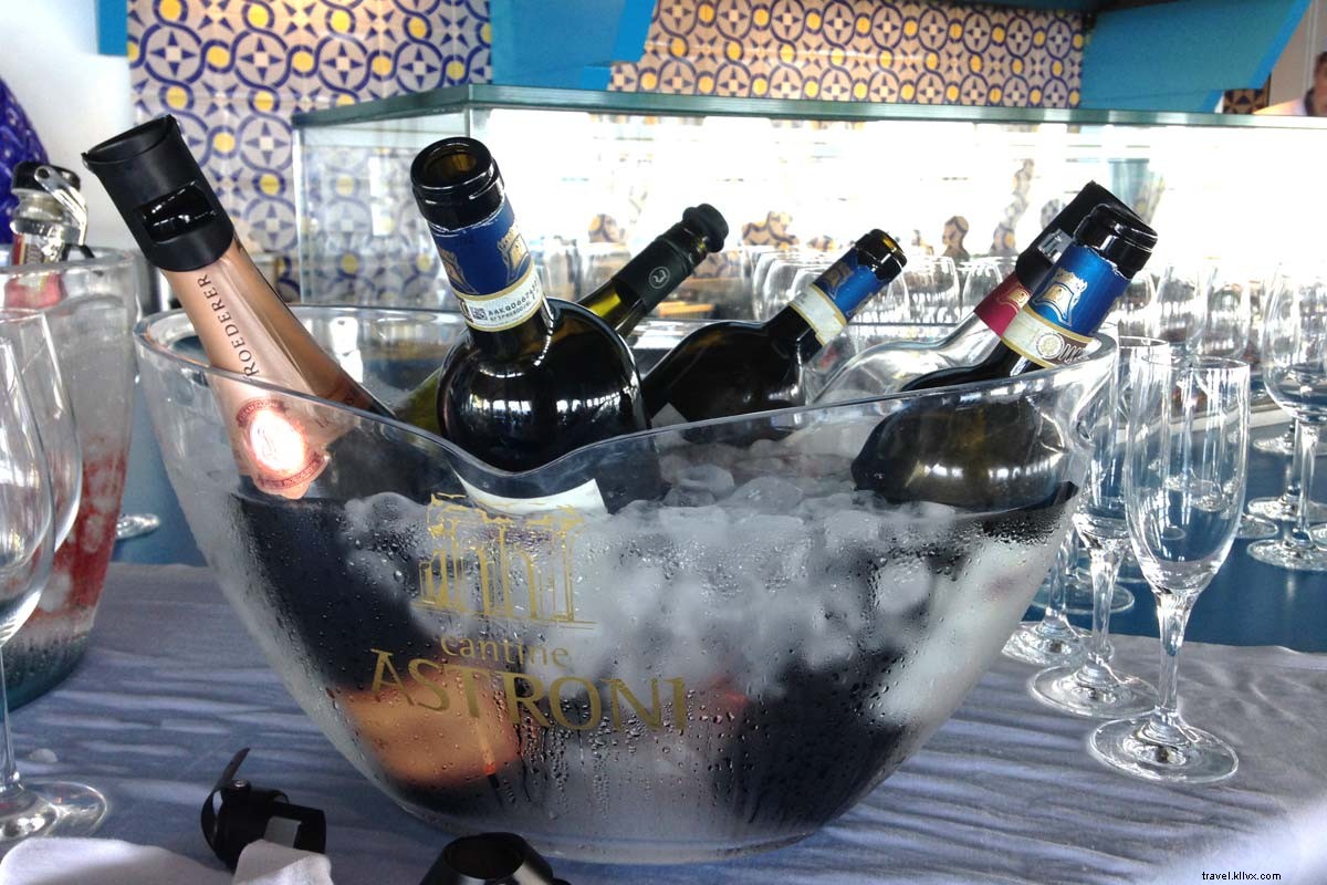 Mon déjeuner glamour à Capri était une excellente idée… en théorie