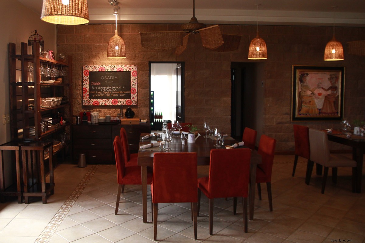 Votre table vous attend dans un havre de confort à Mendoza
