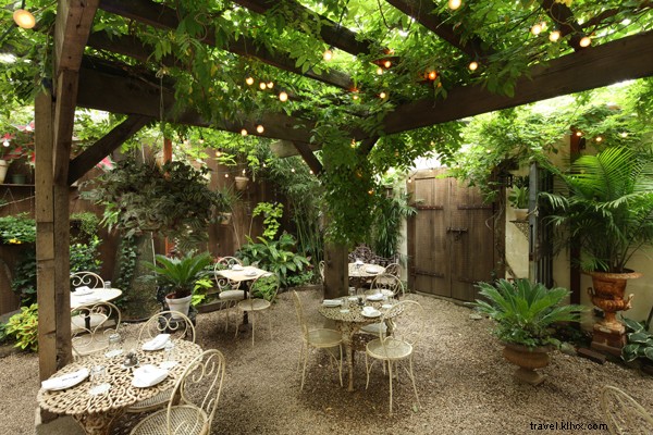 Locaux du coin : Joshua Boissy de Maison Premiere, Brooklyn