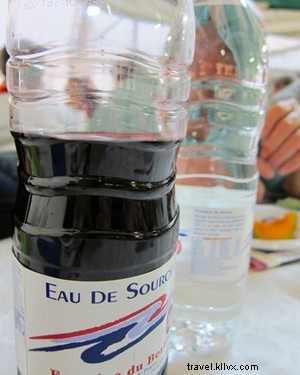 Oui ! Une fête dans le sud‑ouest de la France
