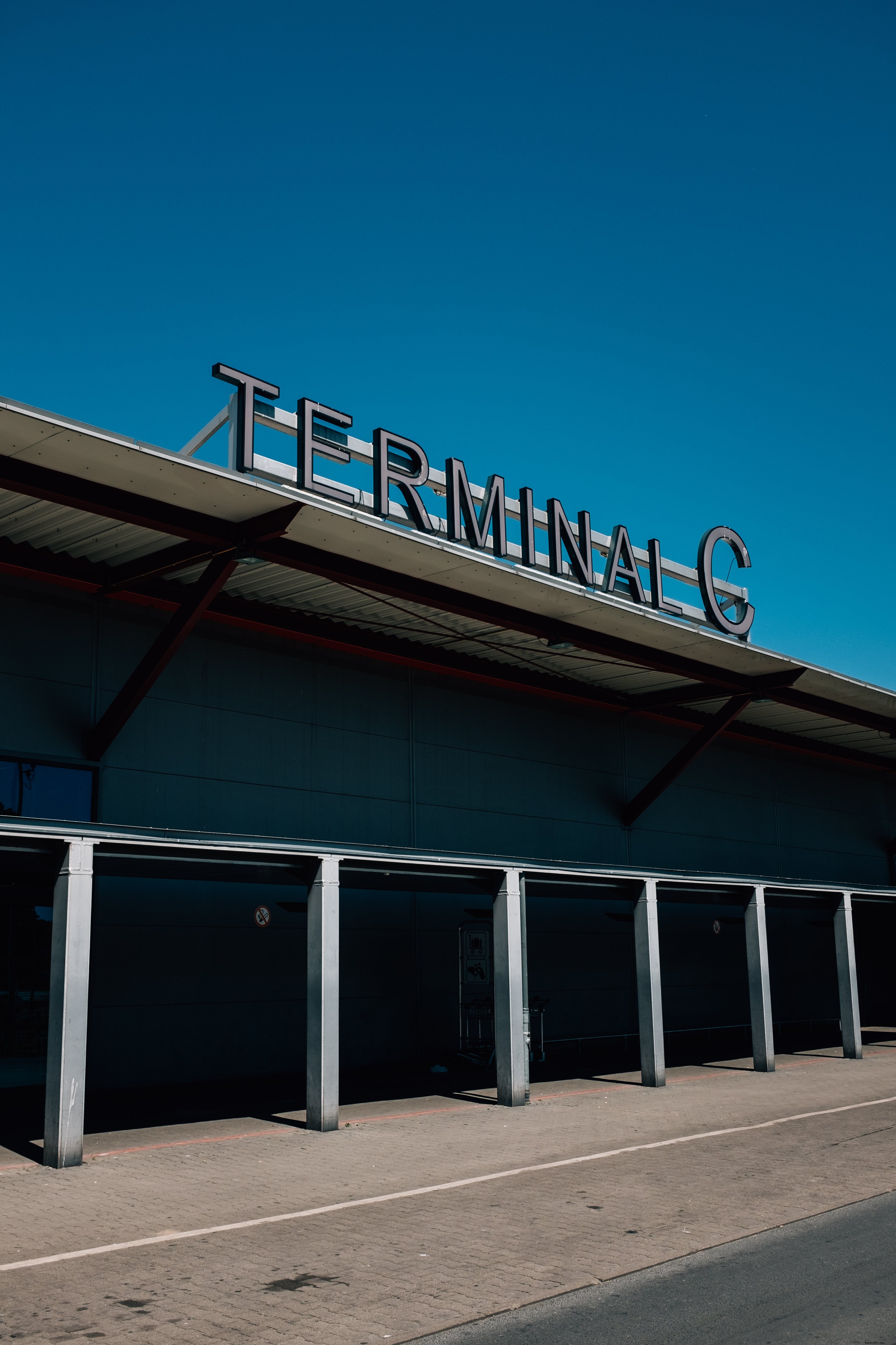 Photo de la gare routière C vide