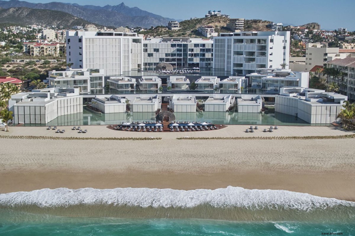 Vue sur le Viceroy Los Cabos, un hôtel qui défie la gravité